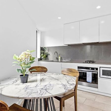 Studio For Long Term Tenants In Strathfield Cbd Cité de Cité de Sydney Extérieur photo